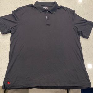 untuckit shirt
